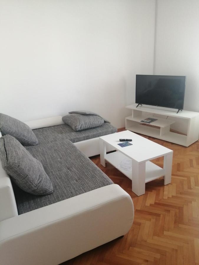 Apartment 拉布 外观 照片