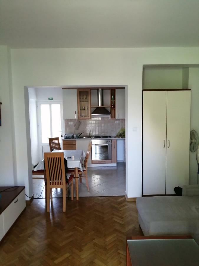 Apartment 拉布 外观 照片